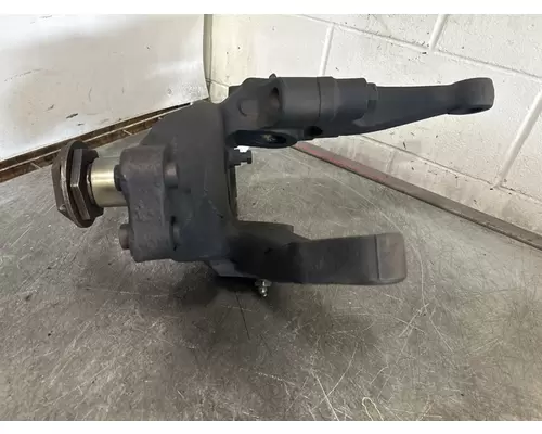 MERITOR FF981 Spindle  Knuckle, Front