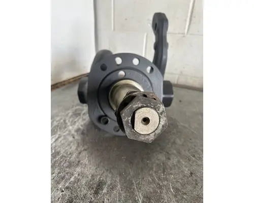 MERITOR FG941 Spindle  Knuckle, Front