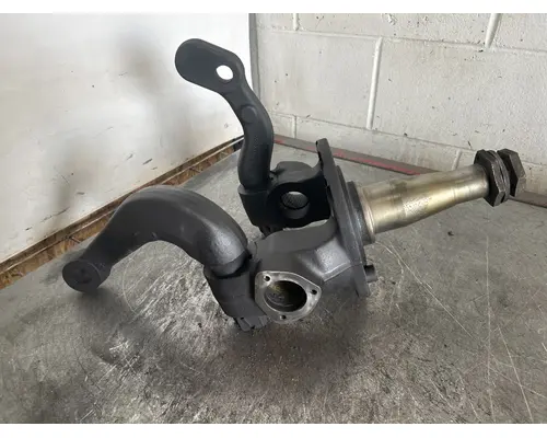 MERITOR FG941 Spindle  Knuckle, Front