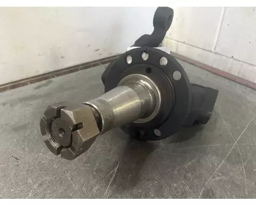 MERITOR FL941 Spindle  Knuckle, Front