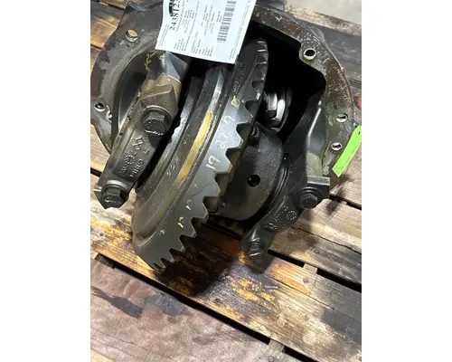 MERITOR LT625 Cutoff Assembly (Complete With Axles)