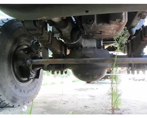 MERITOR M915 AXLE ASSEMBLY, FRONT (DRIVING)