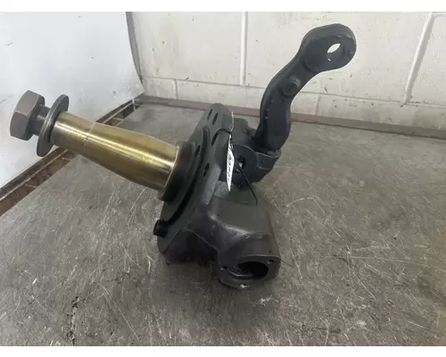 MERITOR MFS10-122A Spindle  Knuckle, Front