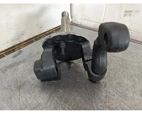 MERITOR MFS12143ANN157 Spindle  Knuckle, Front