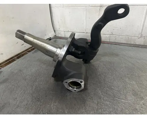 MERITOR MFS12143ANN157 Spindle  Knuckle, Front