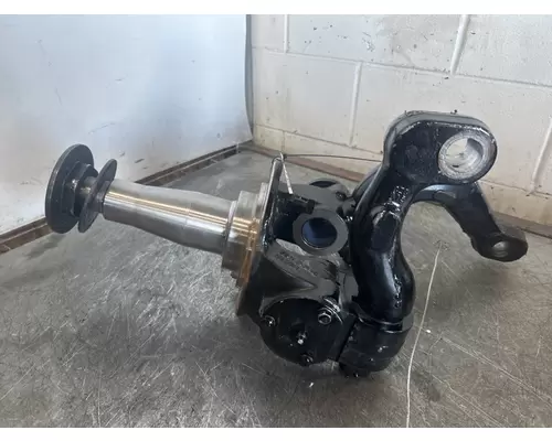 MERITOR MFS16143 Spindle  Knuckle, Front
