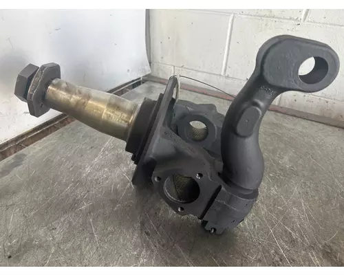 MERITOR MFS18 Spindle  Knuckle, Front