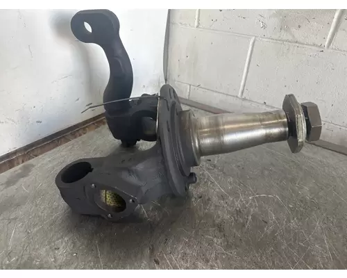 MERITOR MFS18 Spindle  Knuckle, Front