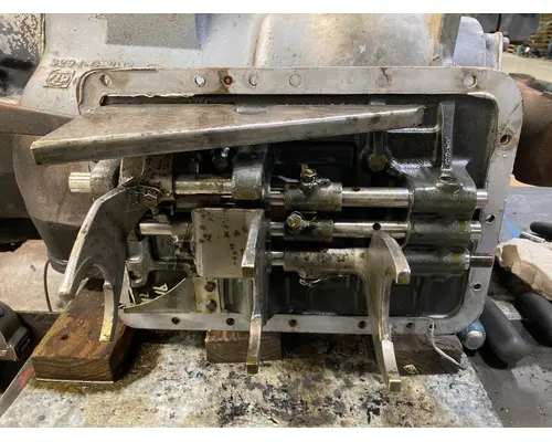 MERITOR MO16810A Transmission