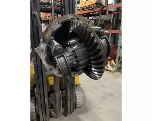 MERITOR MR-40-14X Cutoff Assembly (Complete With Axles)
