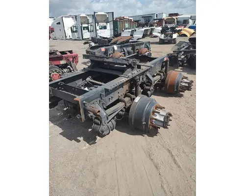 MERITOR MT-40-14X Cutoff Assembly with Axles