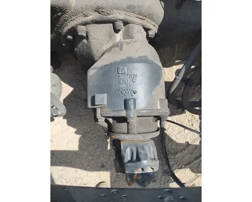 MERITOR MT-40-14X Cutoff Assembly with Axles