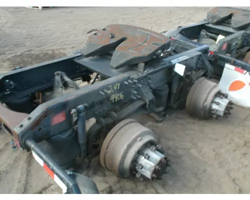 MERITOR MT-40-14X Cutoff Assembly with Axles