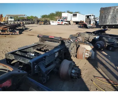 MERITOR MT-40-14X Cutoff Assembly with Axles