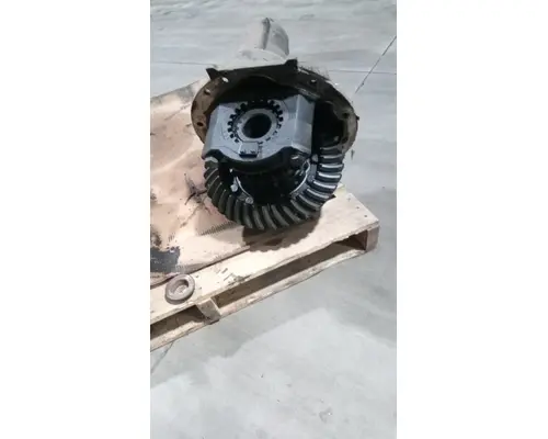 MERITOR MT40-14X Cutoff Assembly (Complete With Axles)