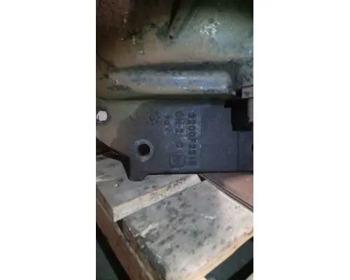 MERITOR MT40-14X Cutoff Assembly (Complete With Axles)