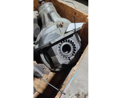 MERITOR MT40-14X Cutoff Assembly (Complete With Axles)