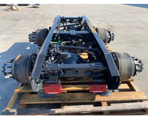 MERITOR MT4014X Cutoff Assembly (Housings & Suspension Only)