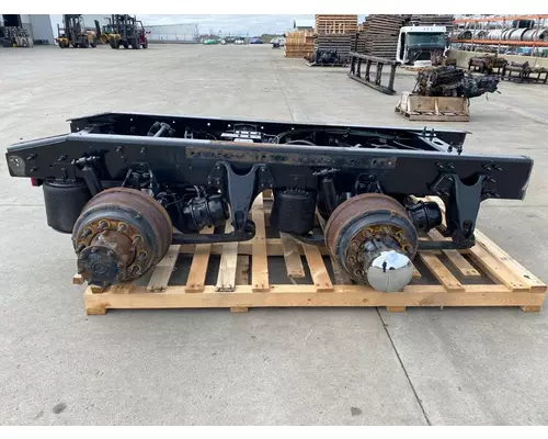 MERITOR MT4014X Cutoff Assembly (Housings & Suspension Only)