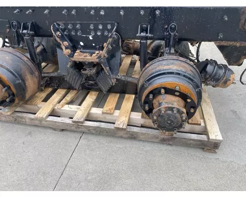 MERITOR MT4014X Cutoff Assembly (Housings & Suspension Only)