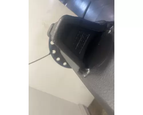 MERITOR RD-23-160 Axle Housing (Rear)
