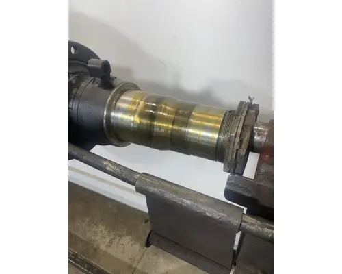 MERITOR RD-23-160 Axle Housing (Rear)