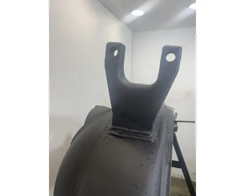 MERITOR RD-23-160 Axle Housing (Rear)