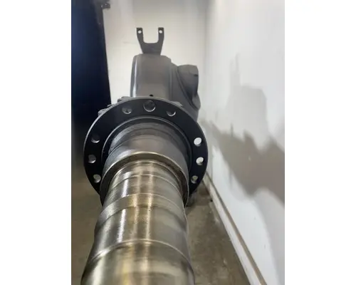 MERITOR RD-23-160 Axle Housing (Rear)