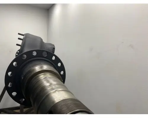 MERITOR RD-23-160 Axle Housing (Rear)