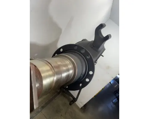 MERITOR RD-23-160 Axle Housing (Rear)