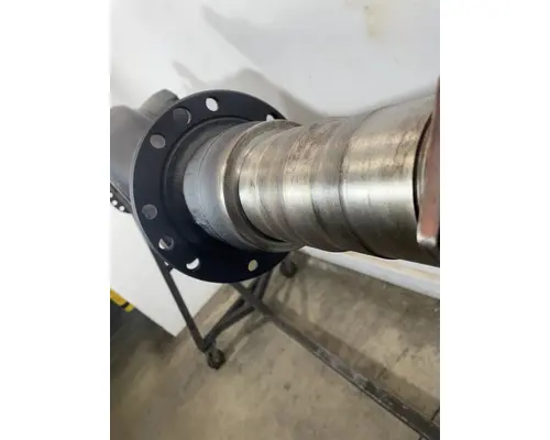 MERITOR RD-23-160 Axle Housing (Rear)