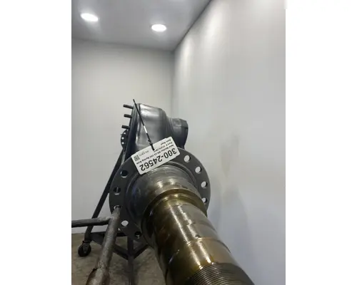 MERITOR RD-23-160 Axle Housing (Rear)