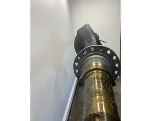 MERITOR RD-23-160 Axle Housing (Rear)