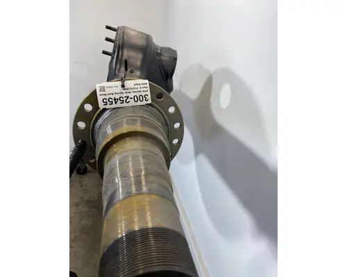 MERITOR RD-23-160 Axle Housing (Rear)