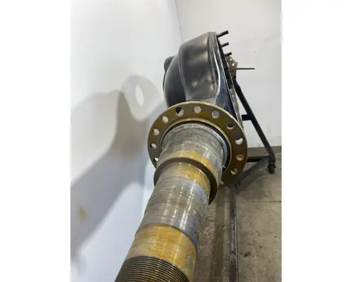 MERITOR RD-23-160 Axle Housing (Rear)