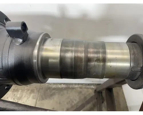 MERITOR RD-23-160 Axle Housing (Rear)