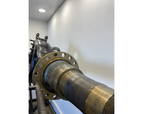 MERITOR RD-23-164 Axle Housing (Rear)