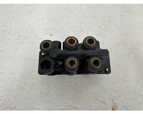 MERITOR RKN20632 Brake Valve (Air)
