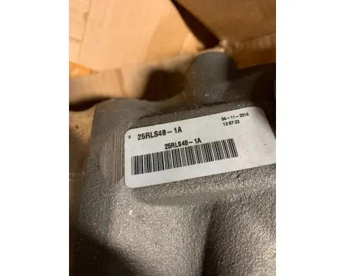 MERITOR RPL25 YOKE