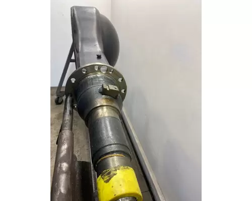 MERITOR RR-17-145 Axle Housing (Rear)