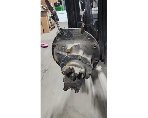 MERITOR RR-20-145 Cutoff Assembly (Complete With Axles)