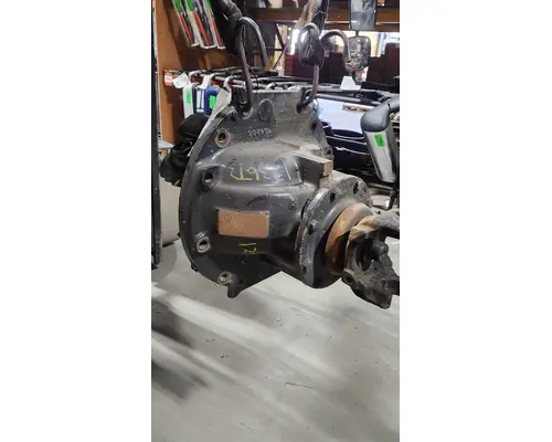 MERITOR RR-20-145 Cutoff Assembly (Complete With Axles)