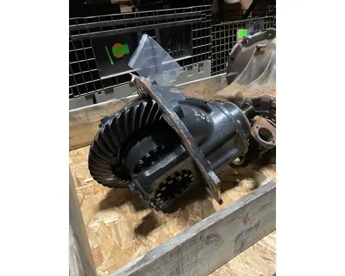 MERITOR RR-20-145 Cutoff Assembly (Complete With Axles)