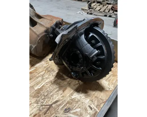 MERITOR RR-20-145 Cutoff Assembly (Complete With Axles)