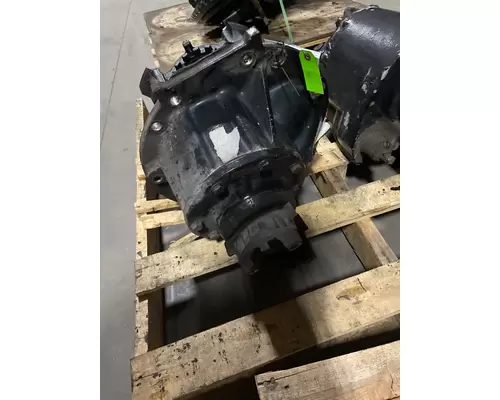 MERITOR RR-20-145 Cutoff Assembly (Complete With Axles)
