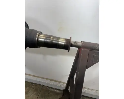 MERITOR RR-23-160 Axle Housing (Rear)