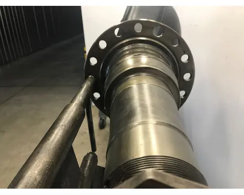 MERITOR RR-23-160 Axle Housing (Rear)