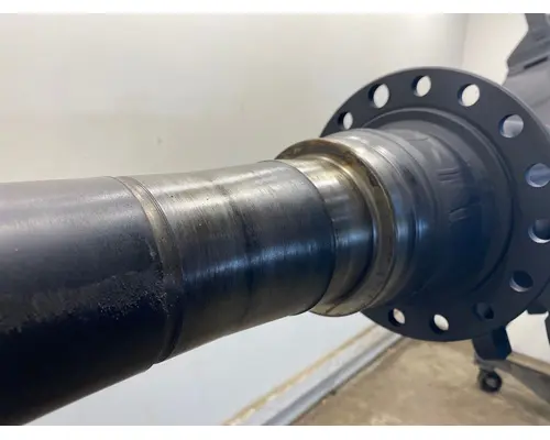 MERITOR RR-23-160 Axle Housing (Rear)