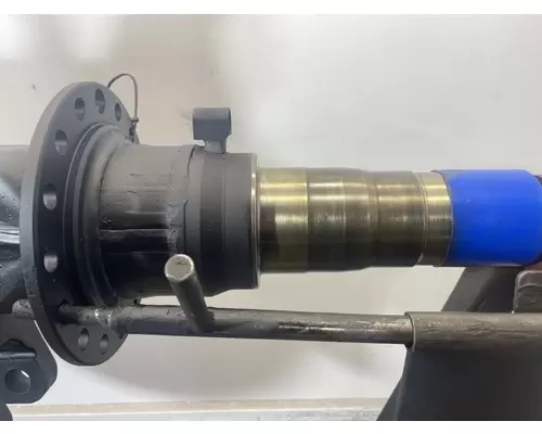 MERITOR RR-23-160 Axle Housing (Rear)