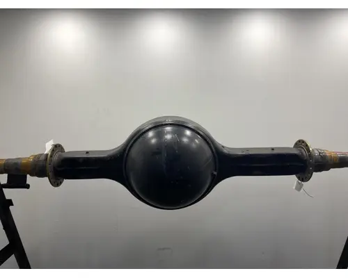 MERITOR RR-23-160 Axle Housing (Rear)
